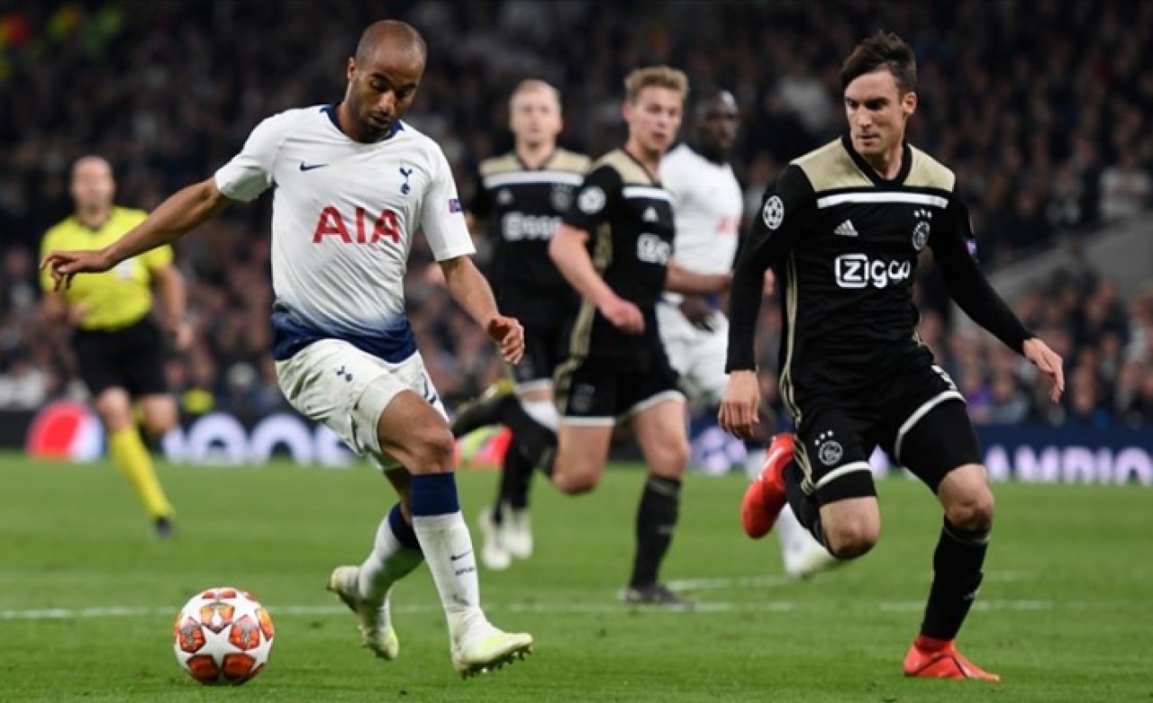 Ajax sahasında oynayacağı rövanş için avantaj yakaladı