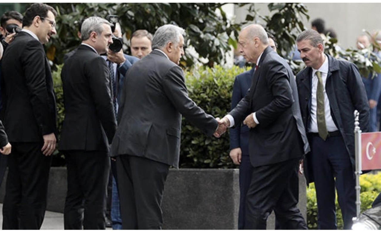 AK Parti İstanbul İl Başkanlığı'nda 2.5 saatlik toplantı