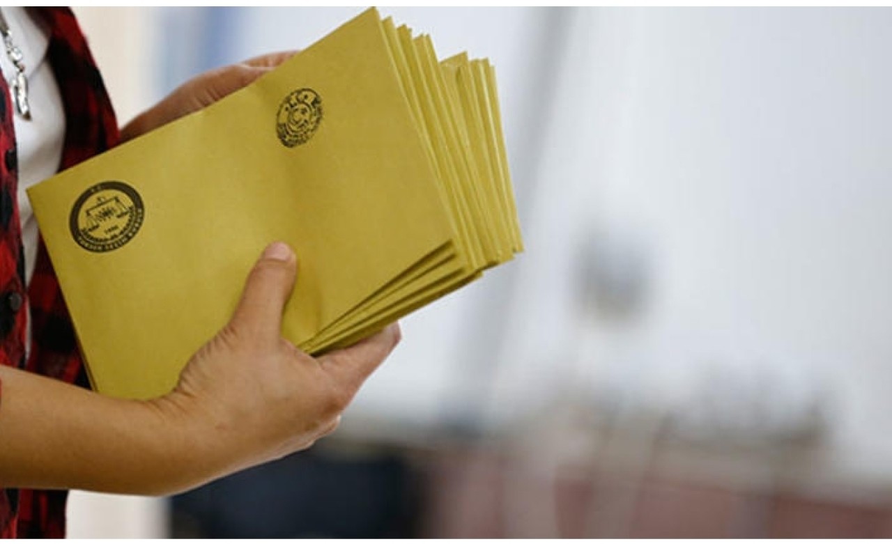 AK Parti tespit etti... KHK ile ihraç edilenler sandıklarda görevlendirilmiş