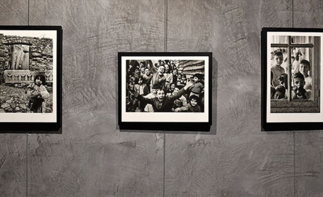 Altun'dan Ara Güler Sergisi paylaşımı