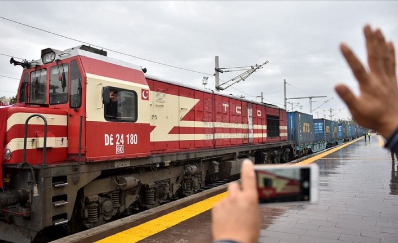 Bakü-Tiflis-Kars demir yolu güzergahında yeni fırsat