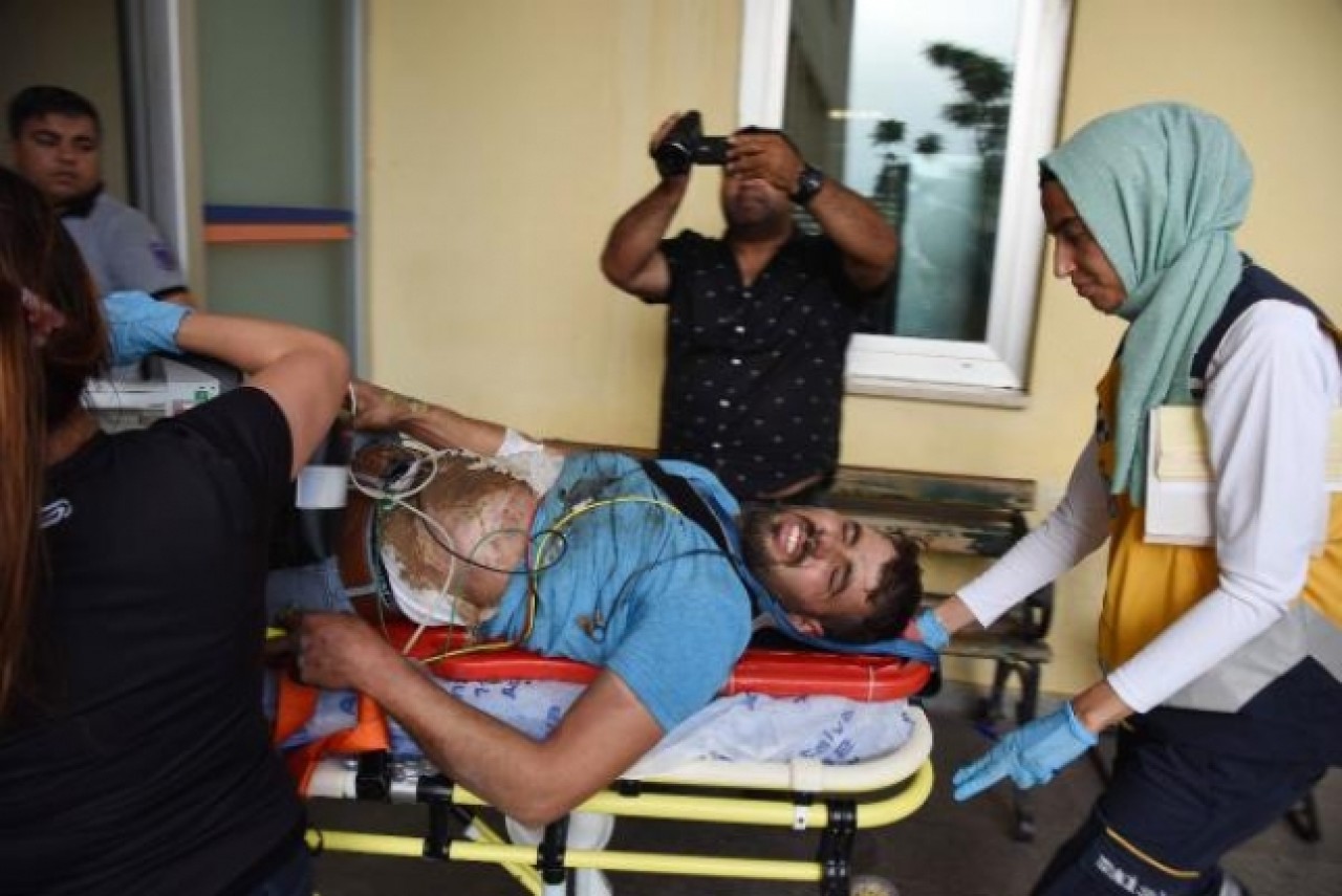 Balık tutarken,  elektrik akımına kapıldı