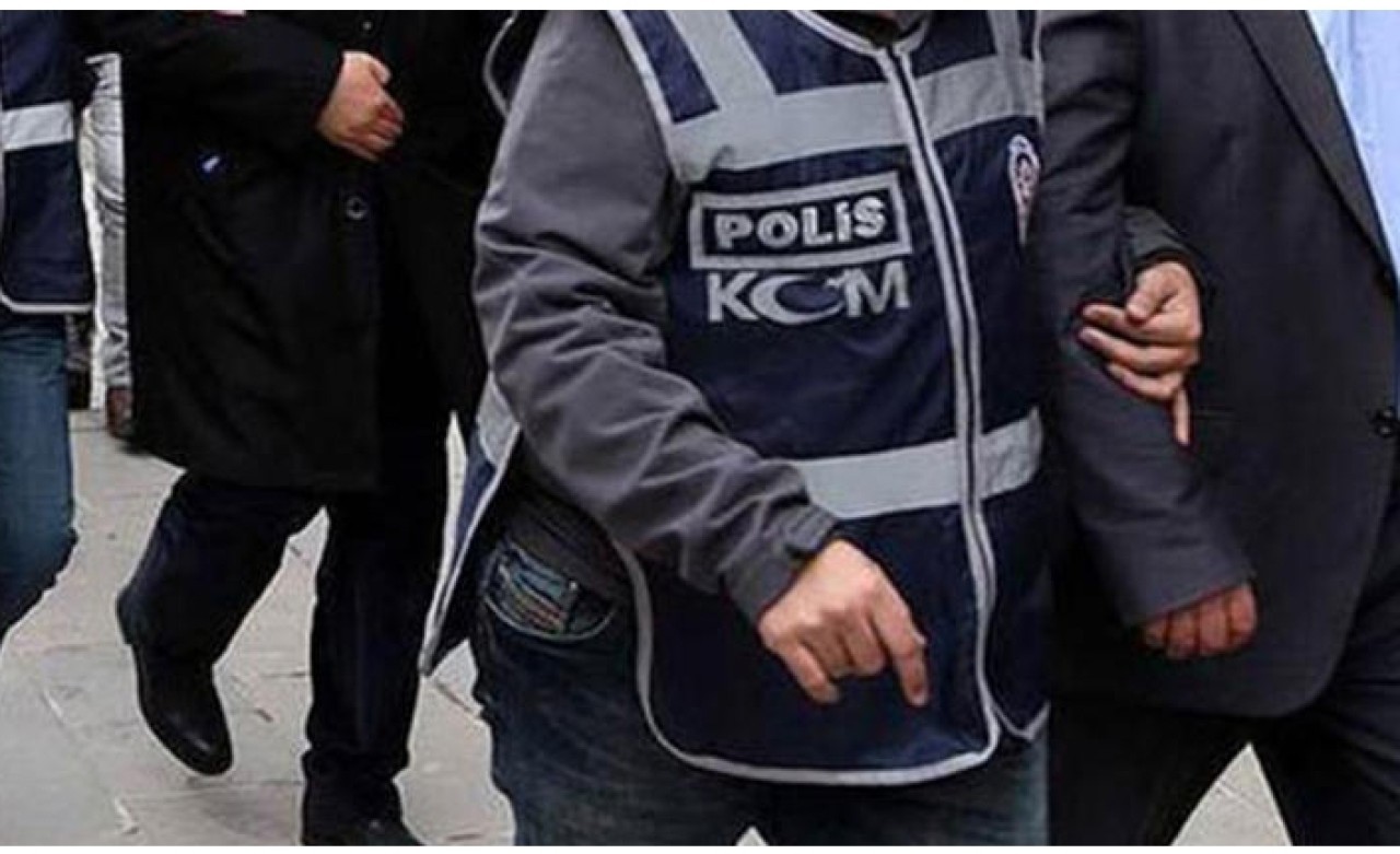 Balıkesir merkezli FETÖ ve PKK/KCK operasyonu: 5 kişi yakalandı