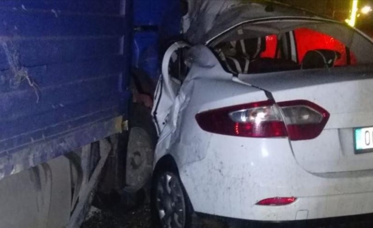 Batman'daki trafik kazası: 6 kişi yaralandı,  50 koyun telef oldu