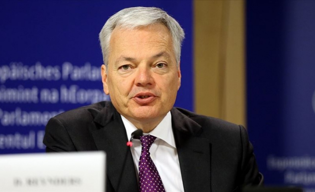 Belçika Suudi Arabistan'a silah satışını durdurmayı değerlendiriyor