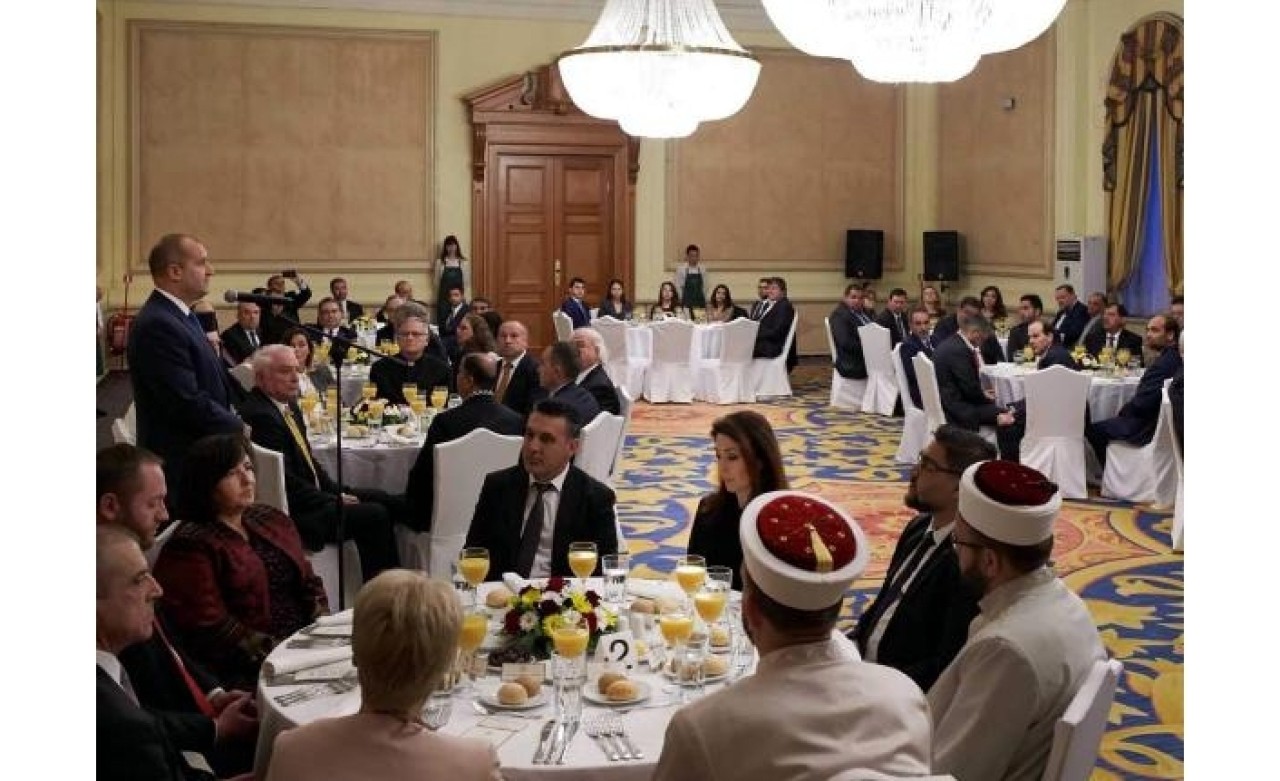 Bulgaristan Cumhurbaşkanı Radev,  Müslümanlara iftar verdi