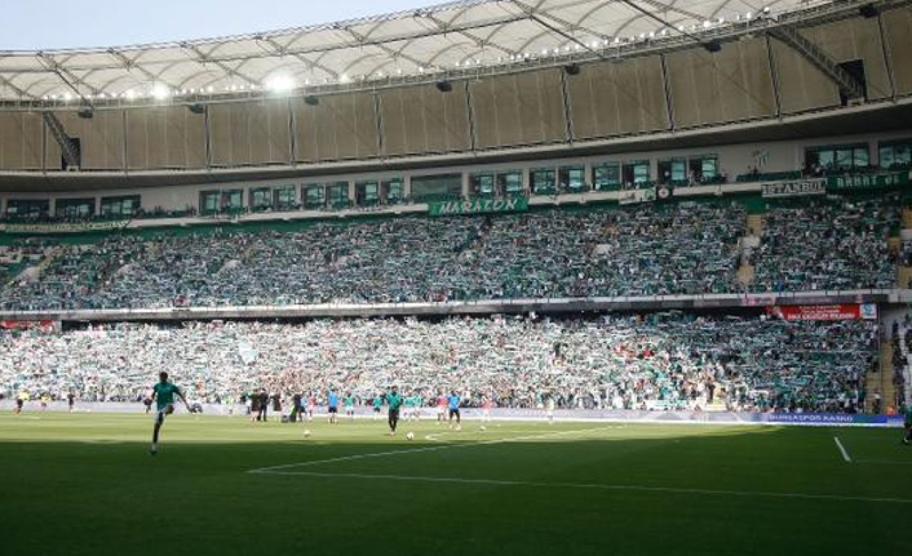 Bursaspor'da seyirci rekoru kırılamadı