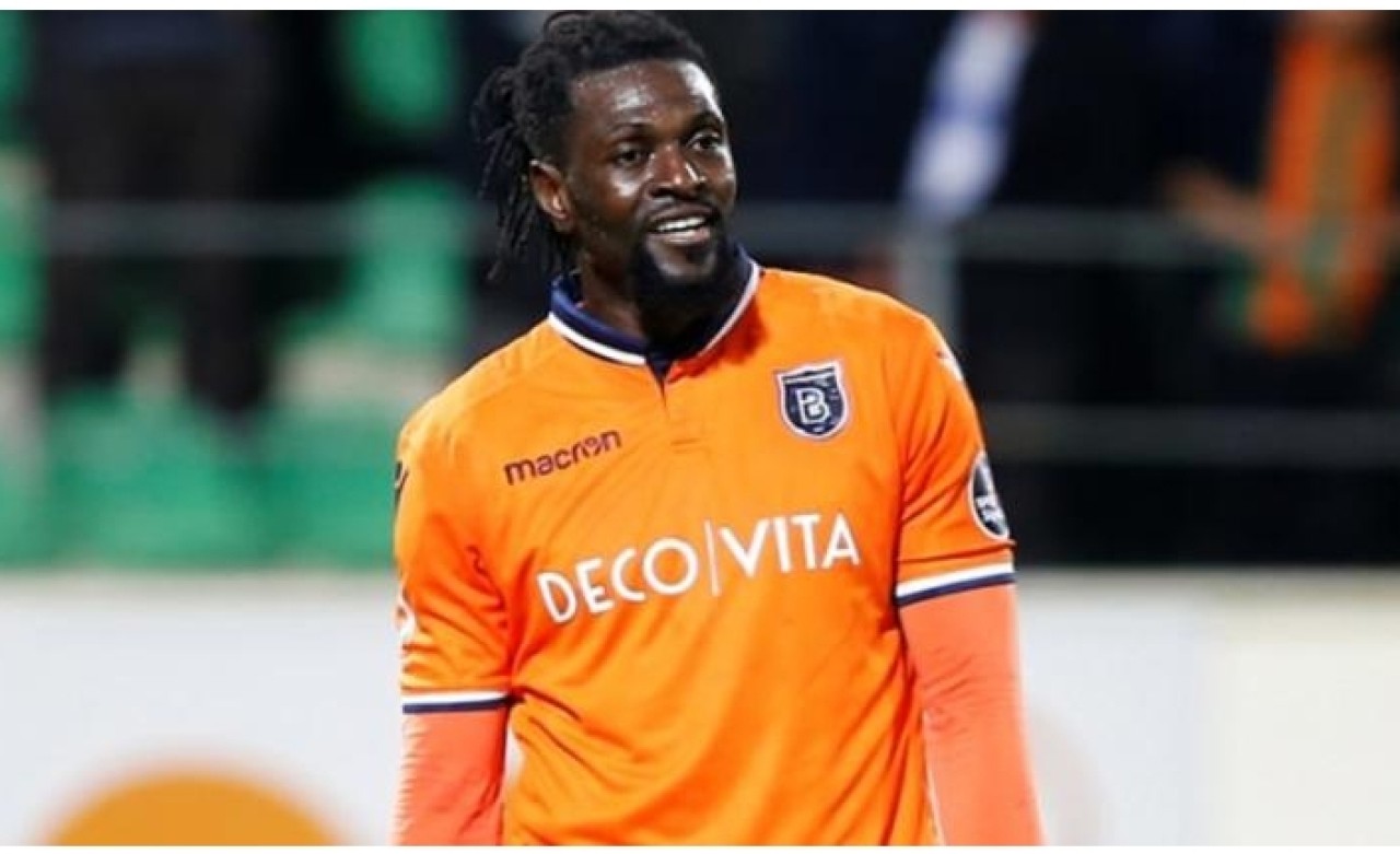 Dev maçta Adebayor sürprizi!