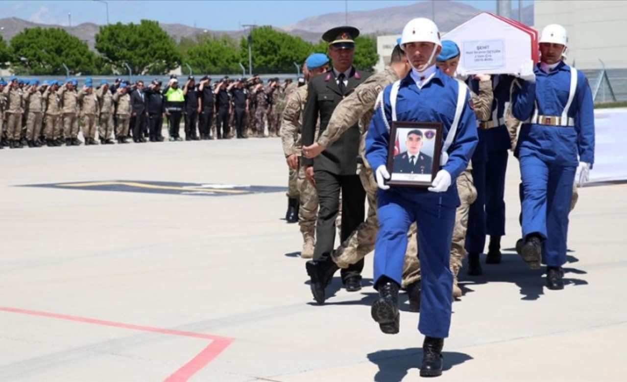 Elazığ'da şehit asker için tören düzenlendi