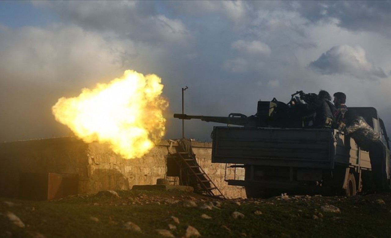 Esad rejimi İdlib'de ilerlemeye çalışıyor