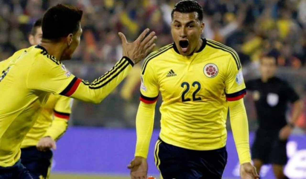 Fener'e Kolombiyalı stoper