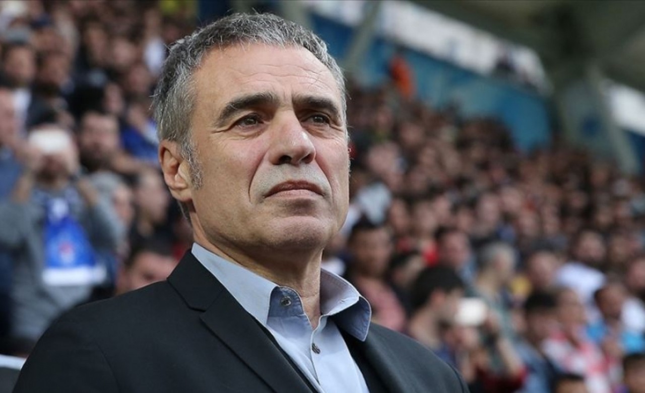 Fenerbahçe Kulübü Başkan Vekili Özsoy: Ersun Yanal hocamızla yola devam ediyoruz