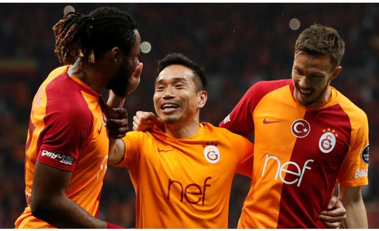 Galatasaray derbide para bastı!