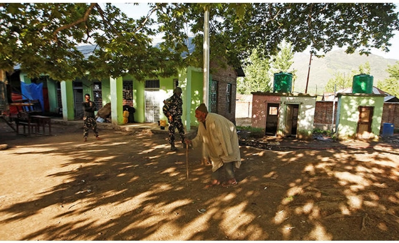 Hindistan'da üniversite sınavını kazanamayan 25 kişi intihar etti