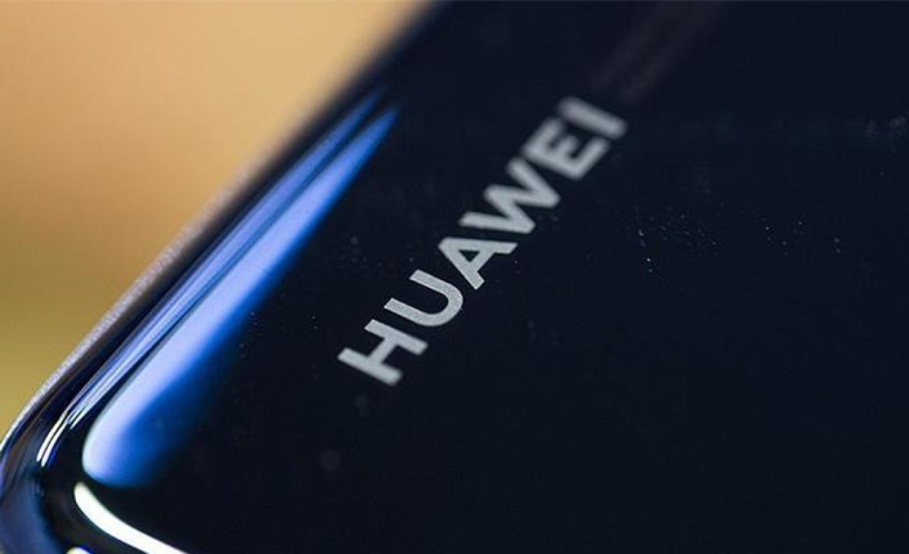 Huawei'yle ilgili yeni gelişme: Üretimi durdurdu