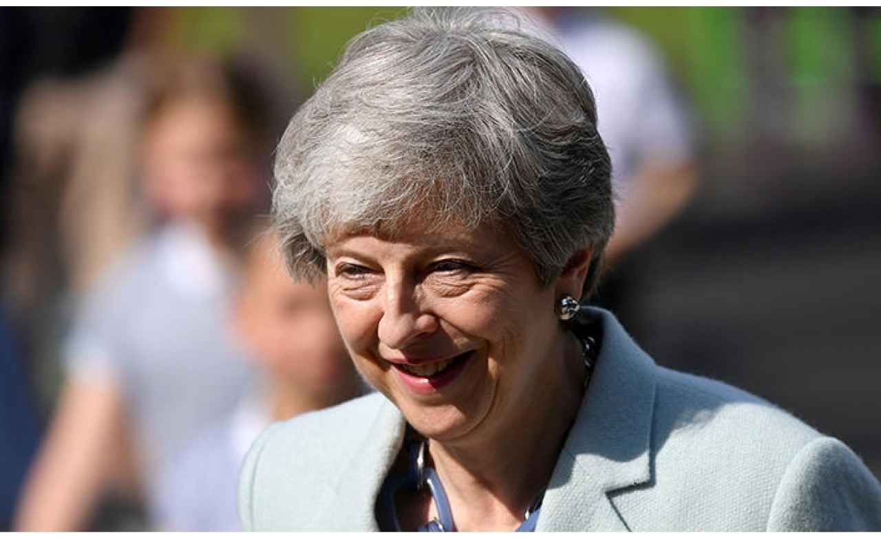 İngiltere Başbakanı Theresa May'in istifa tarihini bugün açıklaması bekleniyor