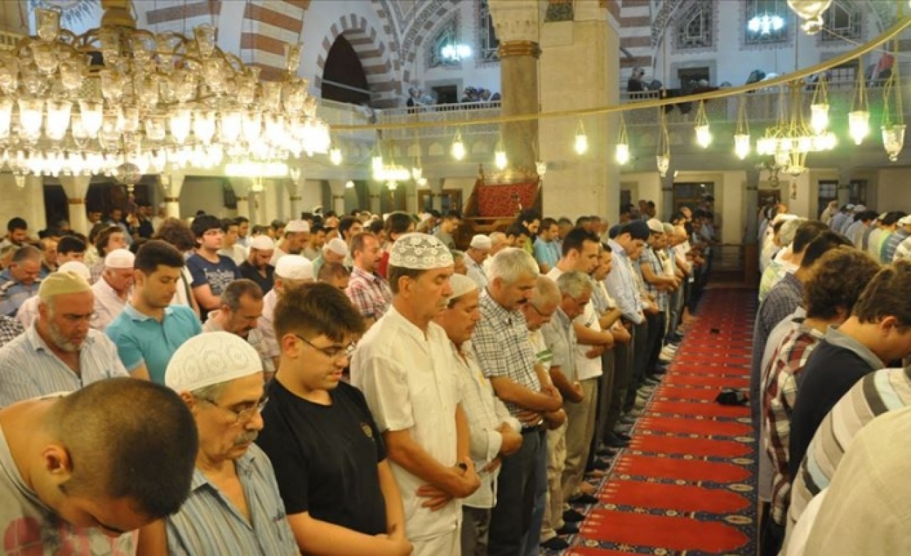 İstanbul'un 30 camisinde enderun teravih geleneği yaşatılacak