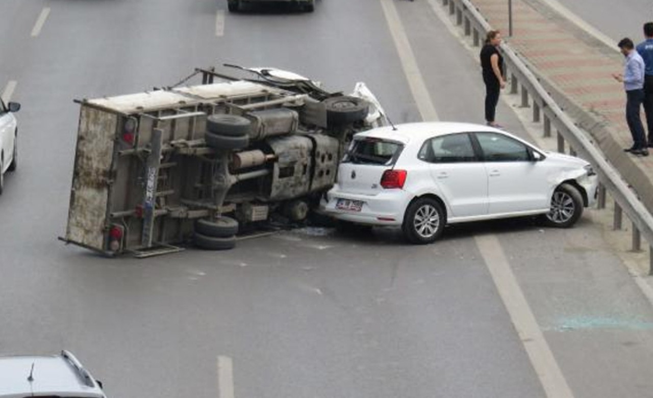 Kadıköy D-100 karayolunda kaza