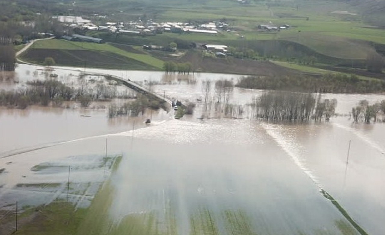 Karasu Nehri taştı