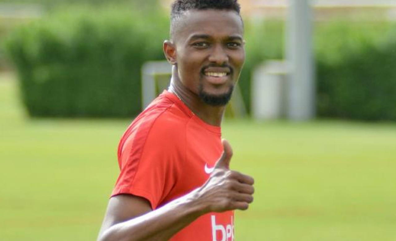 Kayserispor,  Mensah ile 3 yıllık sözleşme imzaladı