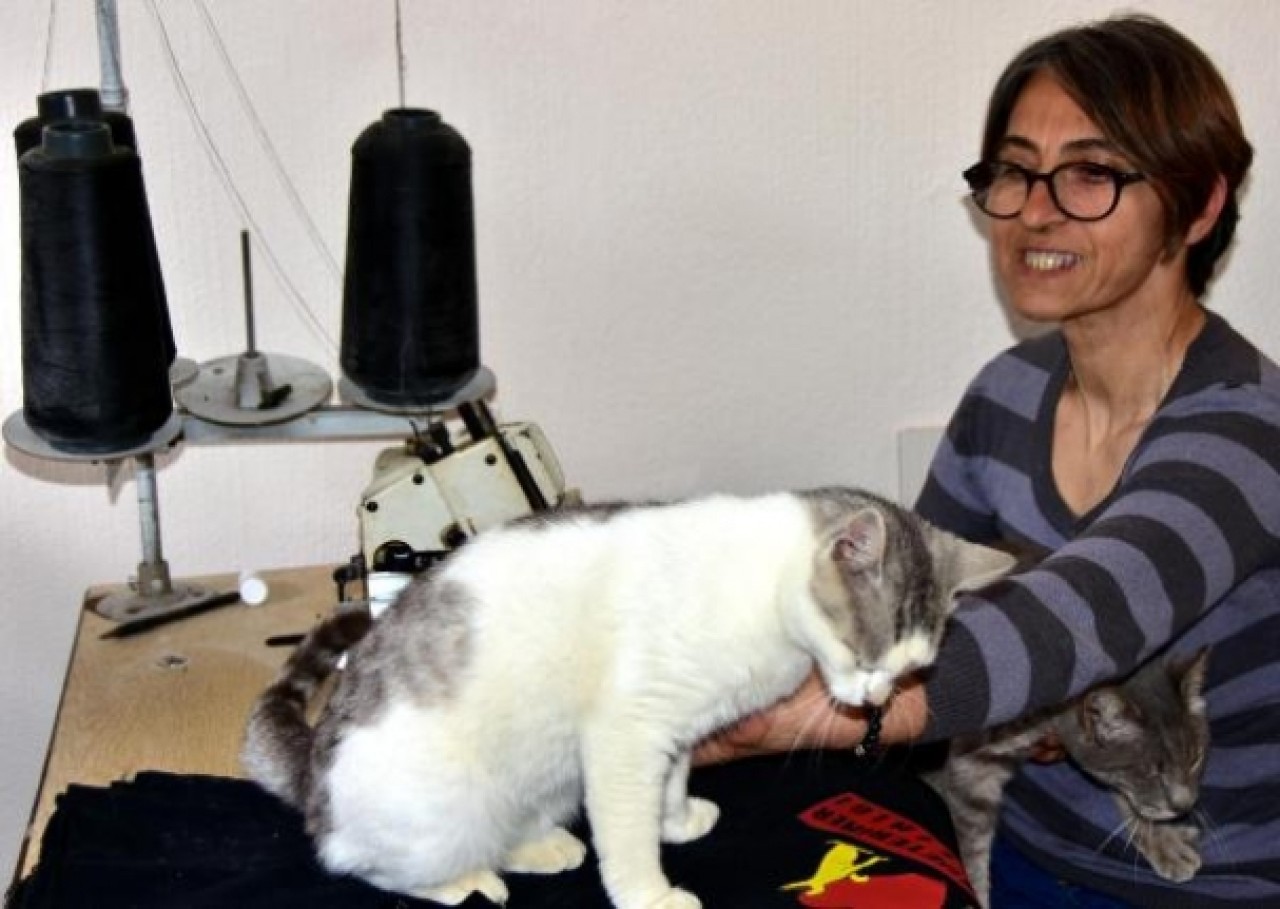 Kendini can dostlarına adadı