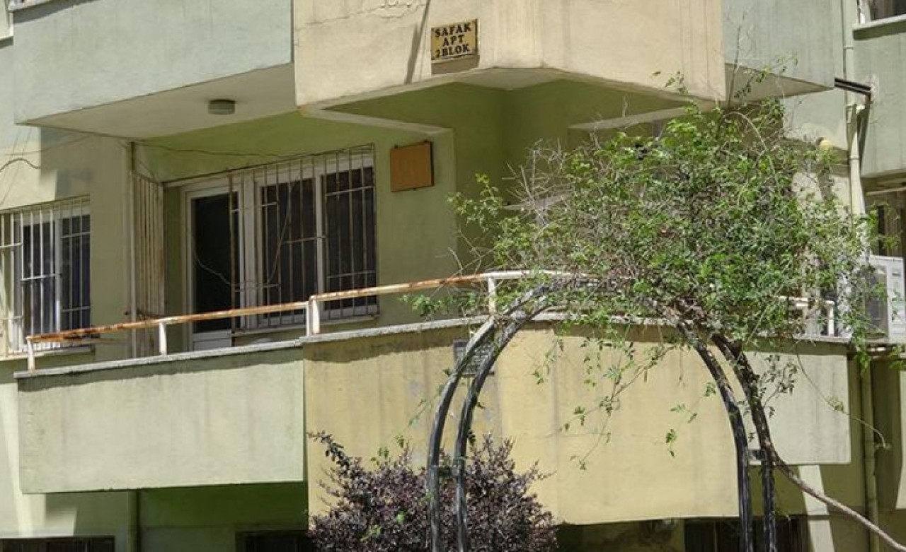 Kenti karıştıran daire! Kız öğrenciler için bağışlanmıştı ama...