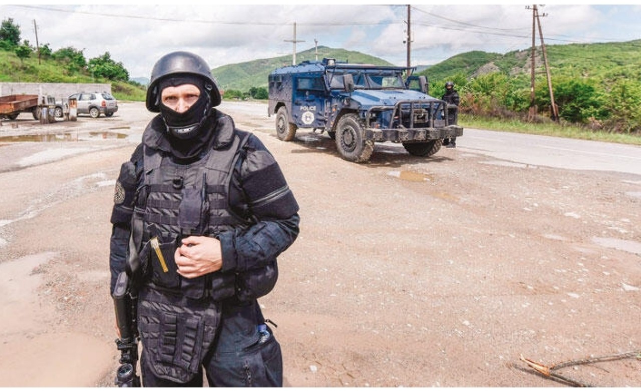 Kosova-Sırbistan tansiyonu yükseldi