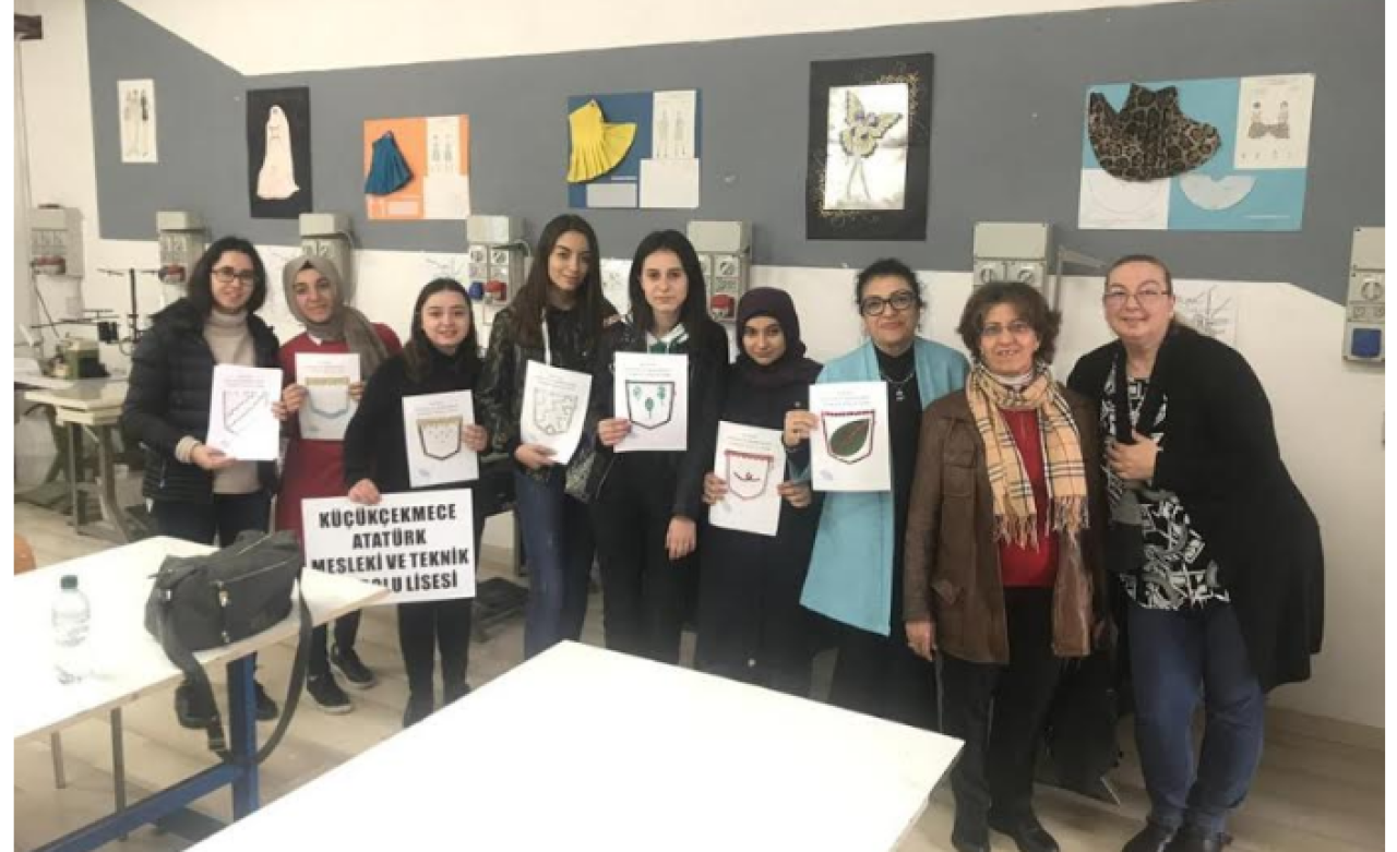 Küçükçekmeceli kız öğrenciler Avrupa’da mesleki eğitim aldı