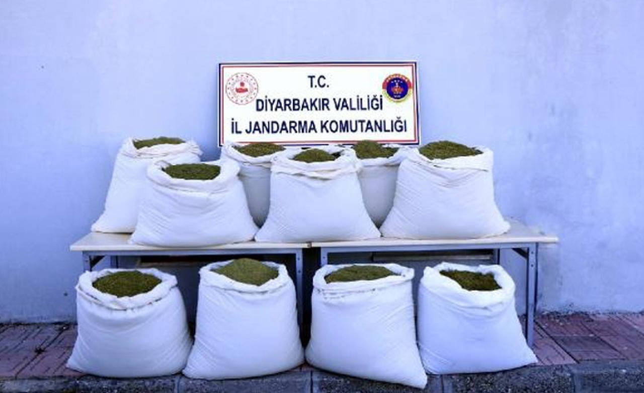 Durdurulan minibüste 346 kilo esrar ele geçirildi