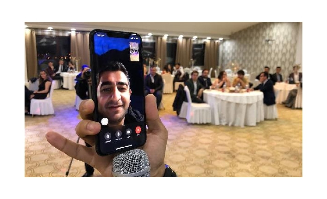 Mezuniyet balosu parasıyla laboratuvar kuran öğrencilere jest