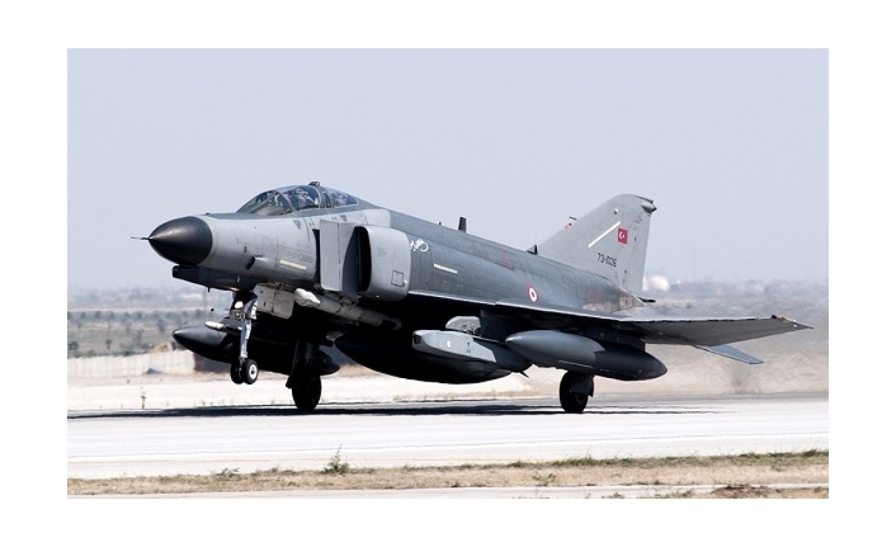 MSB: 2 pilot,  F-4 uçağından atlayarak kurtuldu