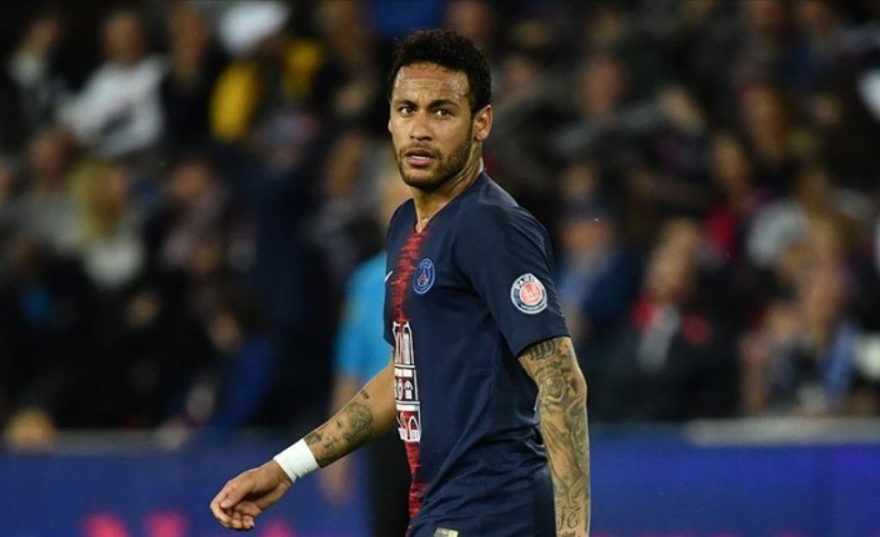 Neymar'a 3 maç ceza