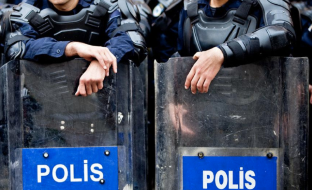 Polislere İstanbul'da oy kullandırılacağı iddiası! İçişleri Bakanlığı'ndan açıklama geldi