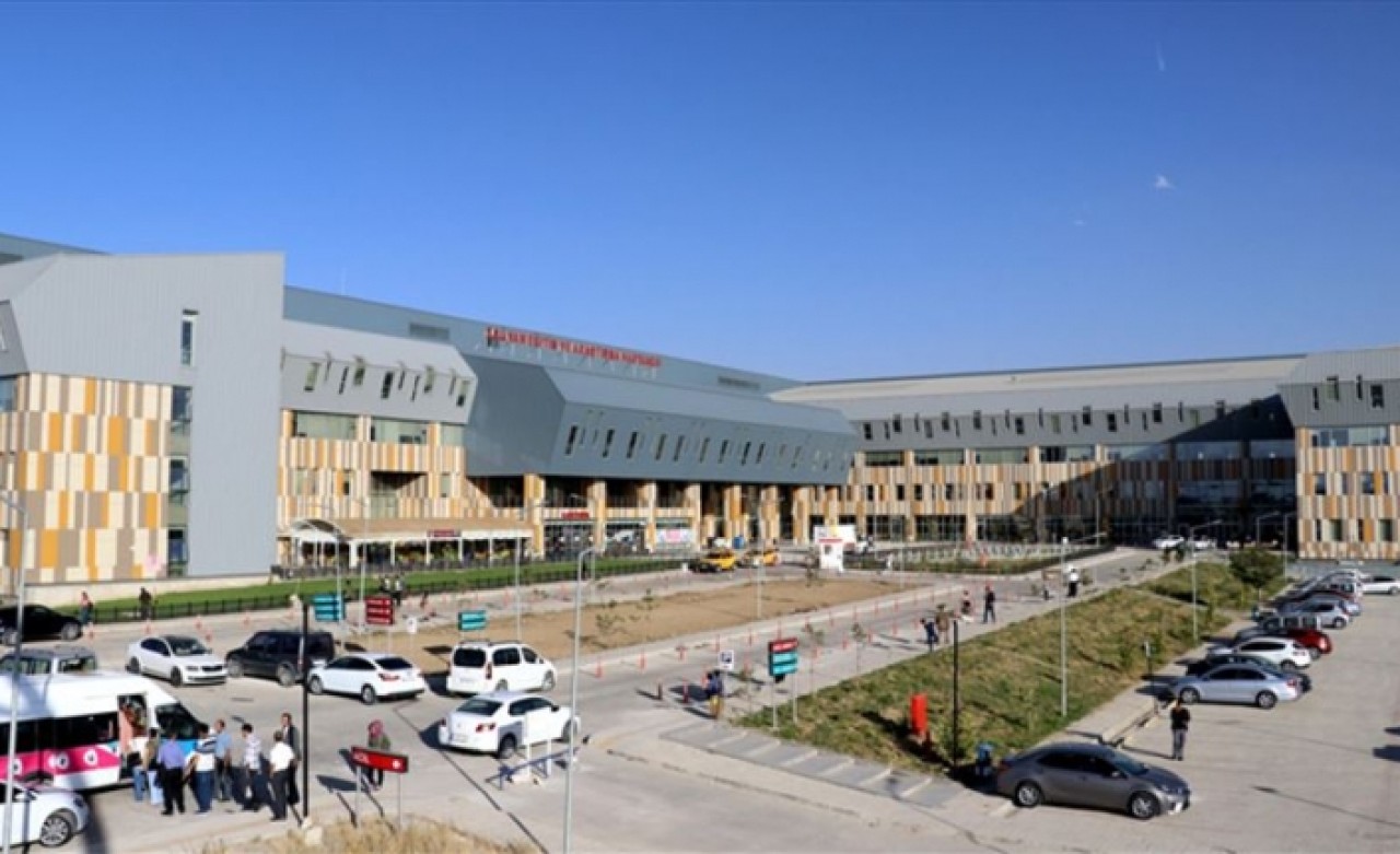 Saldırıya uğrayan AK Parti'li aday adayı hayatını kaybetti