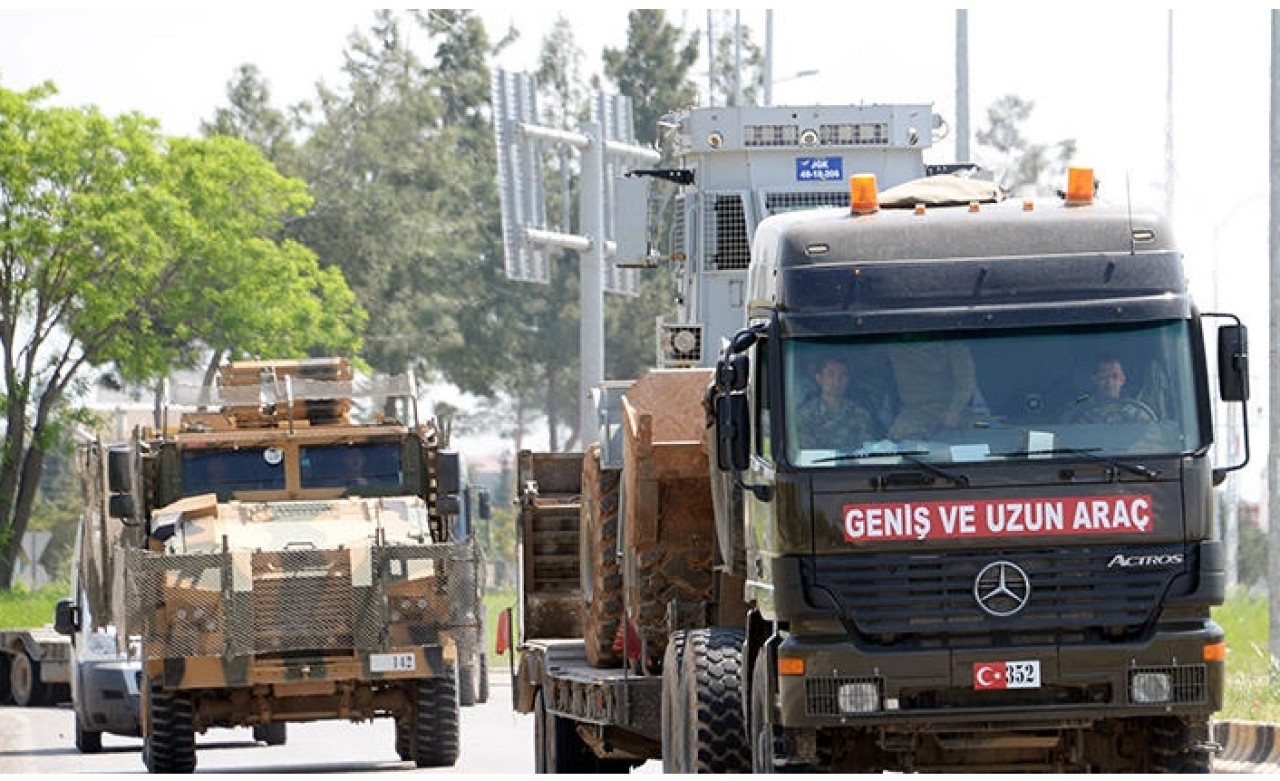 Suriye'ye zırhlı iş makinesi sevkiyatı
