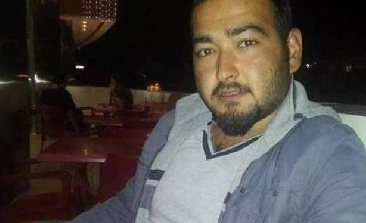 Yol kenarında erkek cesedi bulundu