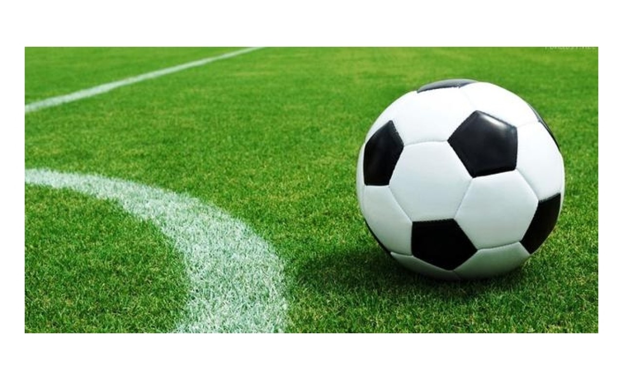 Ünlü teknik direktör hastaneye kaldırıldı