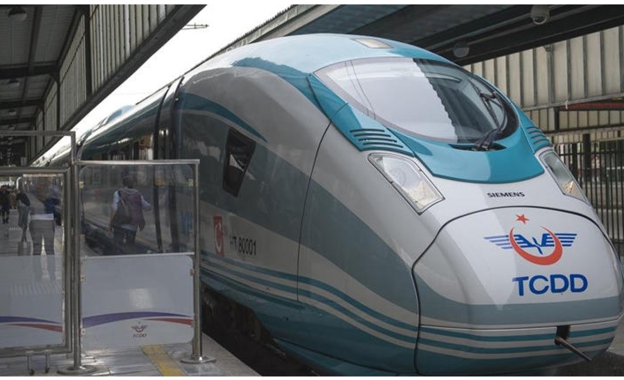 YHT'lere Ramazan Bayramı için ek sefer