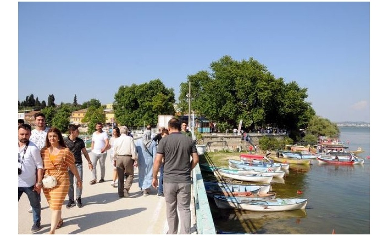 2 bin 600 yıllık Gölyazı köyünde bayram yoğunluğu