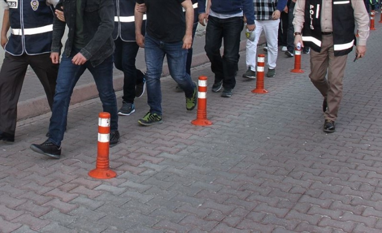 Adana merkezli 17 ilde FETÖ soruşturması: 37 gözaltı kararı