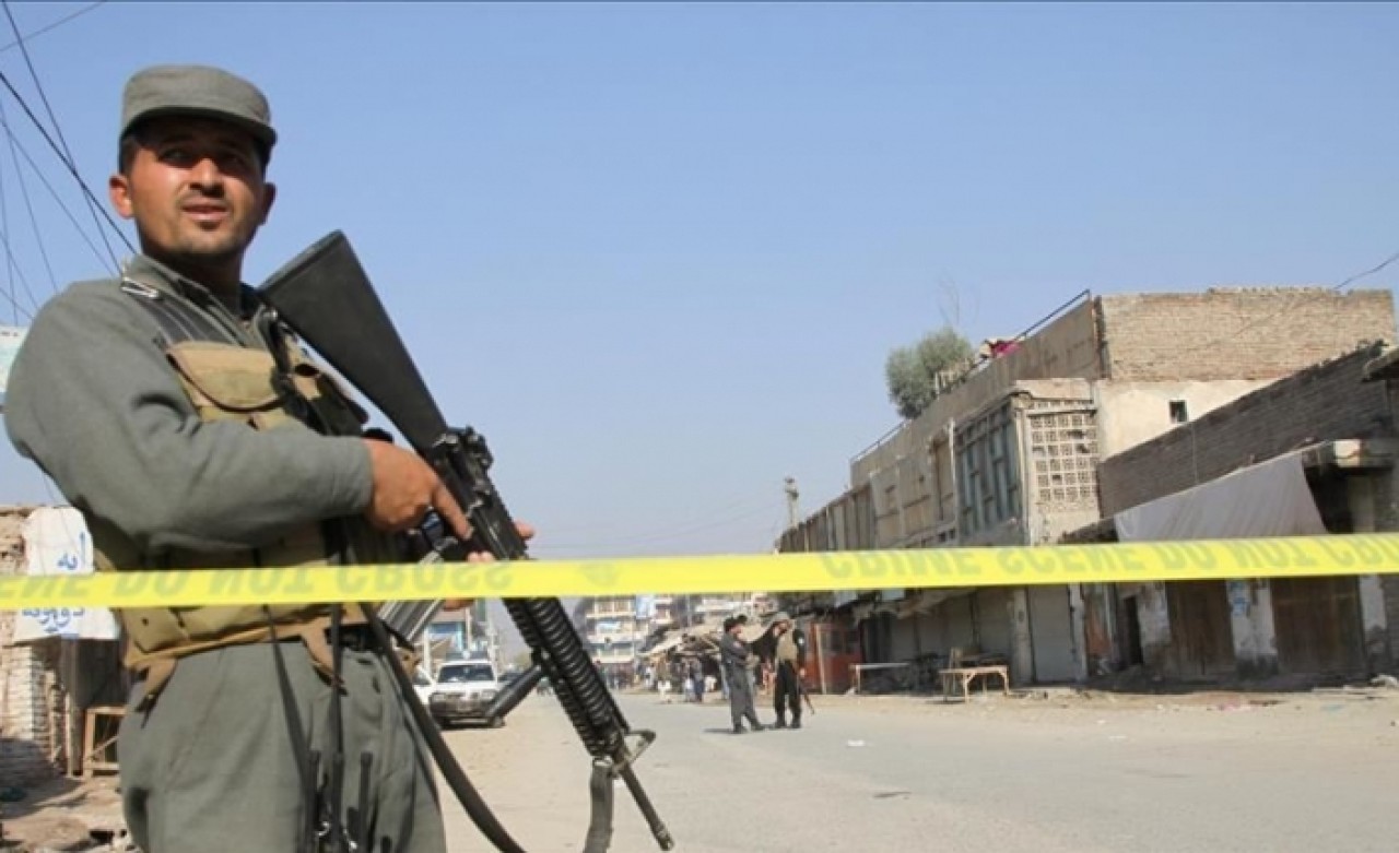 Afganistan'da bayram namazı çıkışında bombalı saldırı