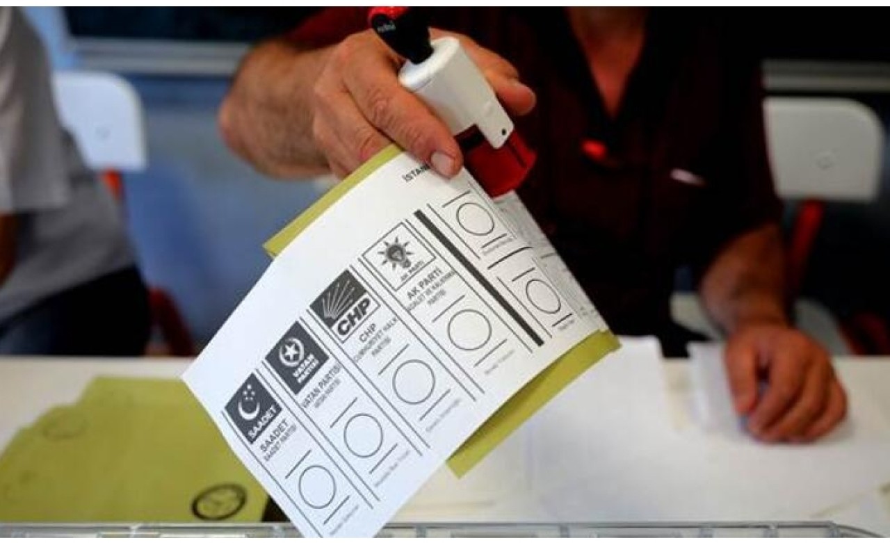 AK Parti ve CHP’den YSK’ya başvuru