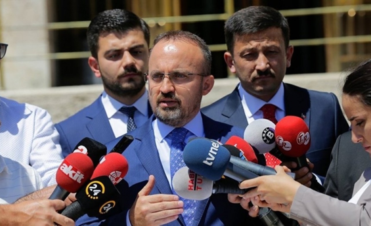 AK Partili Turan'dan ABD'ye S-400 tepkisi: Türkiye tehditlerle dizayn edilemez