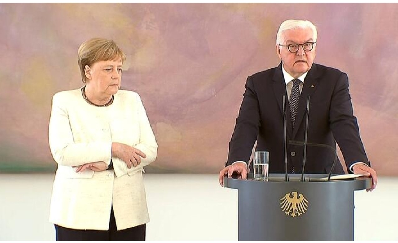 Almanya Başbakanı Angela Merkel yine korkuttu