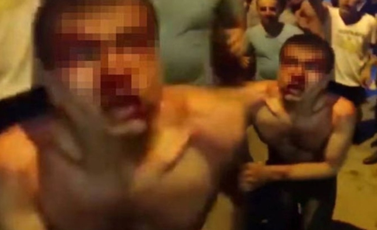 Anne ve kızına iğrenç taciz! Linç edilmekten son anda kurtarıldı