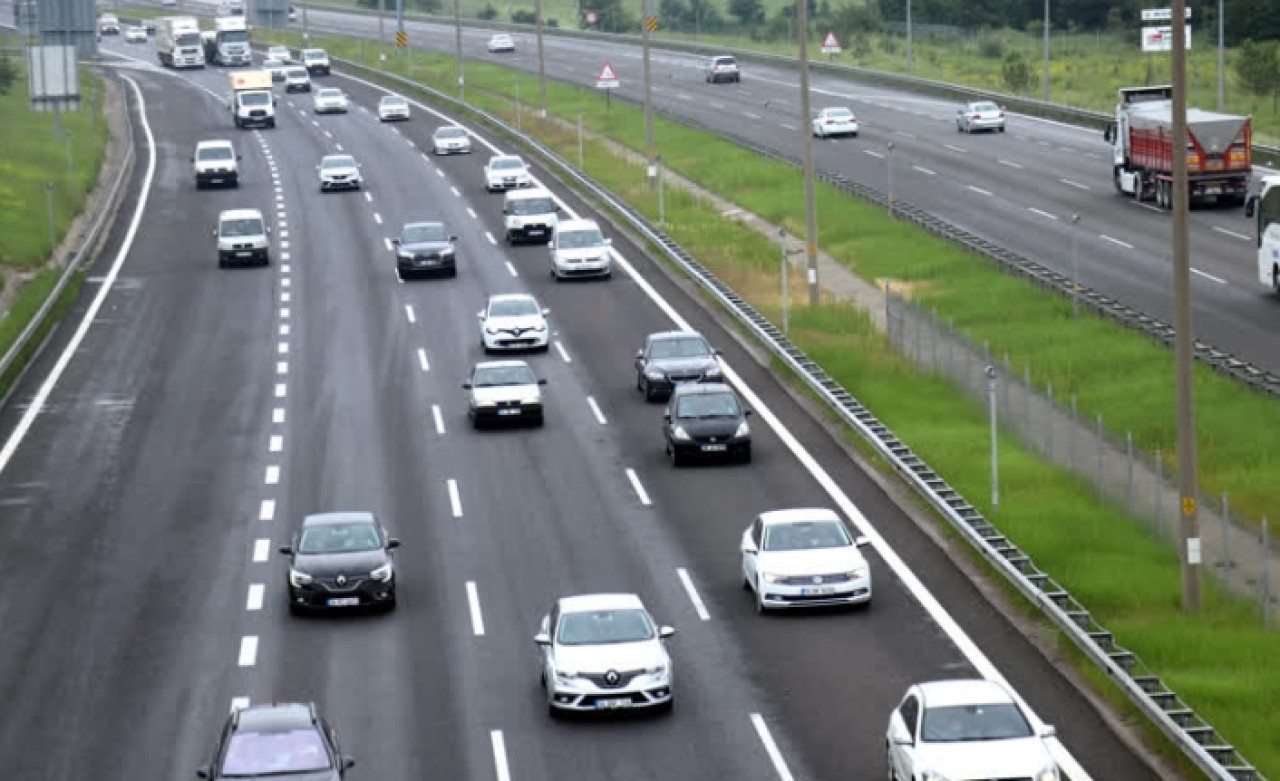 Bayram tatilinde Bolu Dağı'ndan 710 bin araç geçti