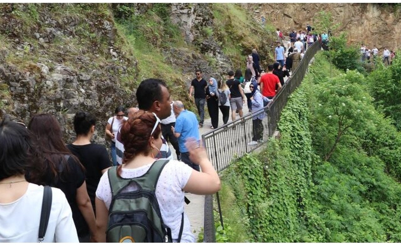 Bayram tatilinde Rize’ye turist akını