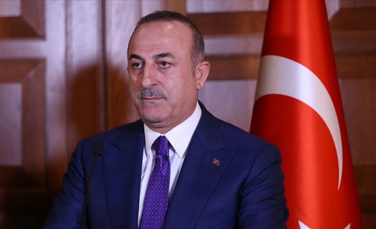 Çavuşoğlu: Milli takımımızın İzlanda'da maruz kaldığı muamele kabul edilemez