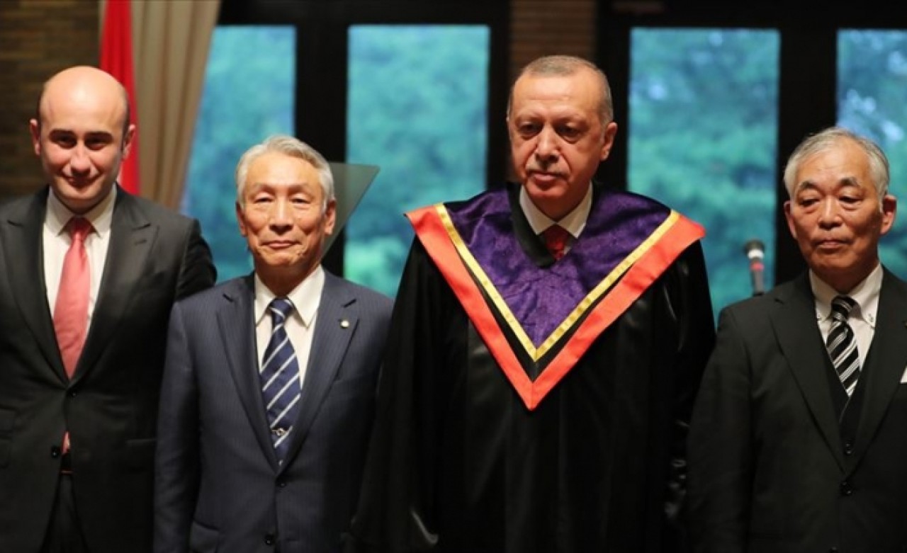 'Pek çok Batılı komşumuz yüksek duvarlar arkasına saklanmayı tercih etti'