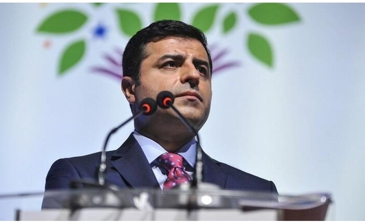 Demirtaş'tan İmralı'ya destek